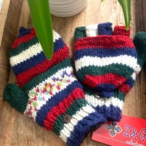 Warm winter mitten glove handmade wool inlined